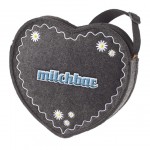 Herzförmige Filztasche